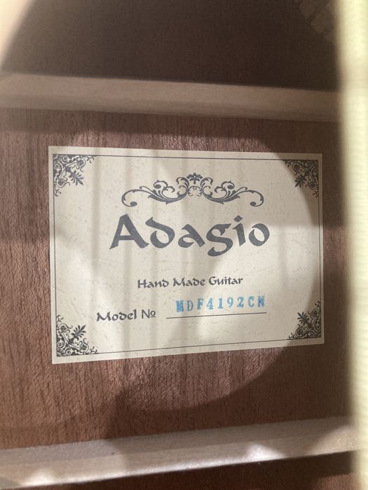 Гитара акустическая