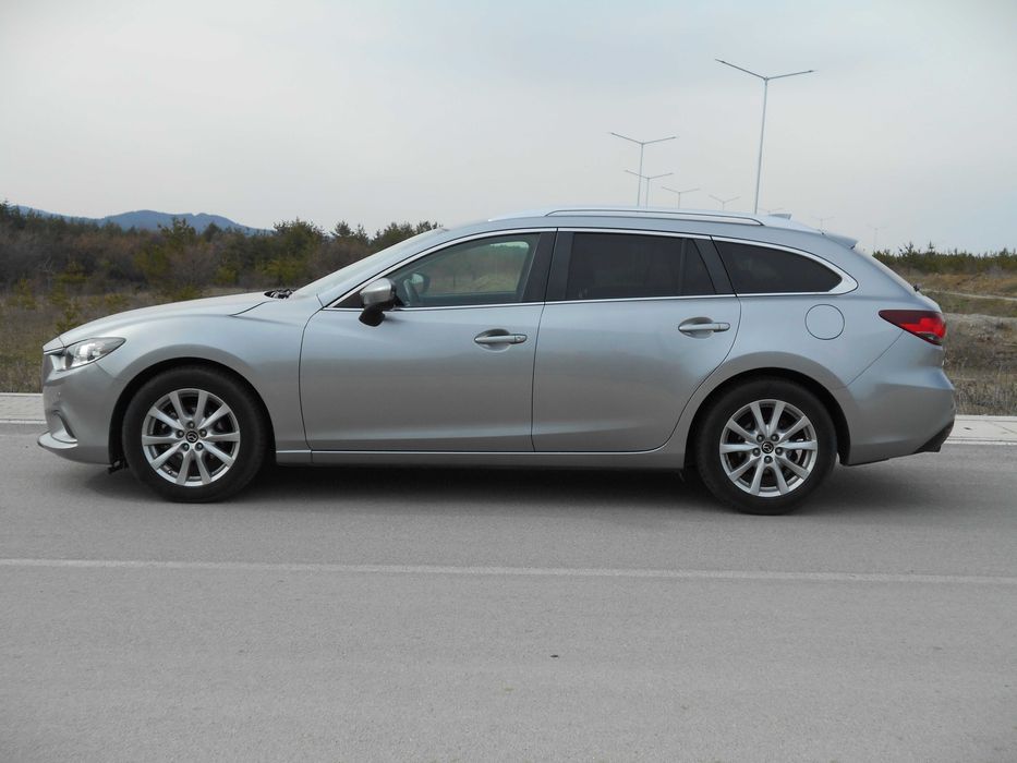 Mazda 6 2.2D * 150HP * Обслужена * 2 комплекта гуми
