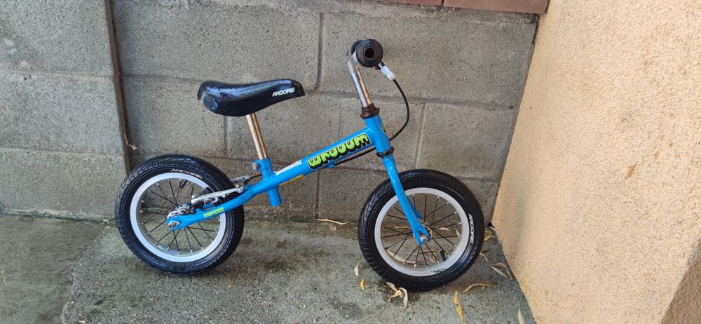 Bicicleta  de inițiere.