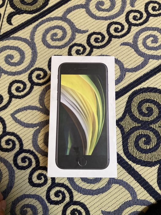Айфон SE 128GB 2022 сатылады