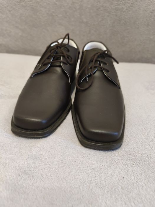 Pantofi piele maro , măr.41