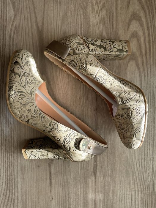 Туфли женские детские