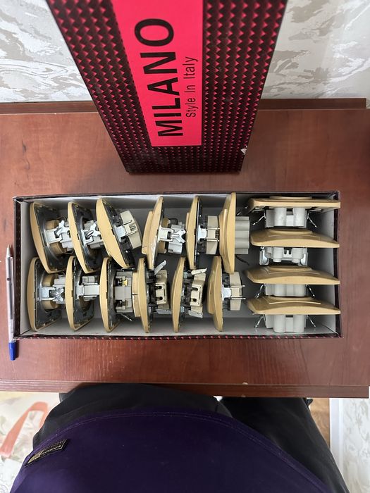 Переключатели, розетки