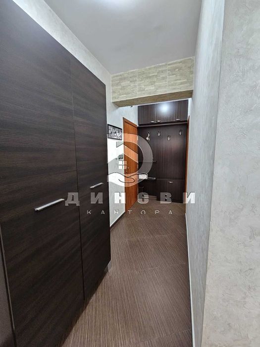 Продава се Тристаен апартамент в Стара Загора, Център - 131 кв.м за 1146 €/кв.м - Снимка #13
