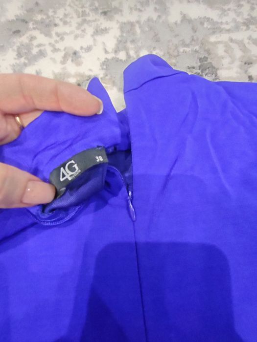 Продам    платье