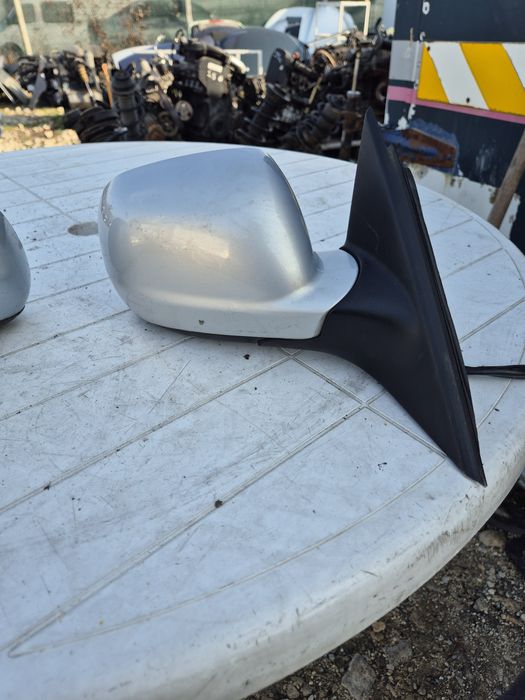 Дясно Оригинално  Ел  Огледало за Пасат 4 97- 2002г