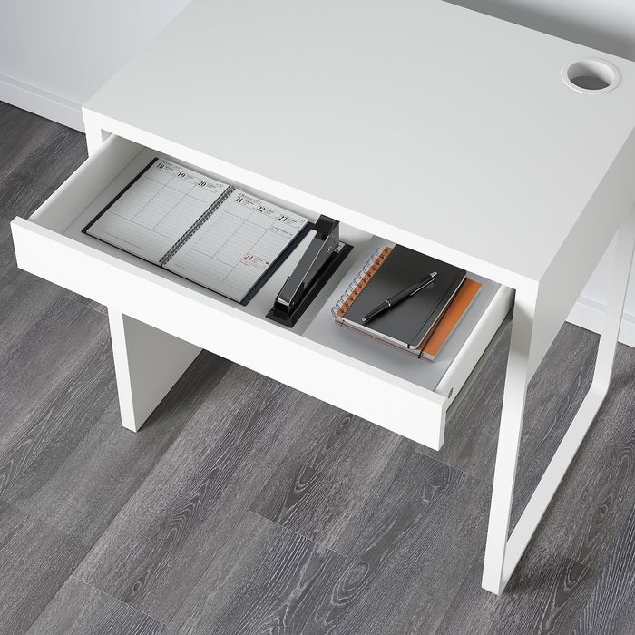 Продам стеллаж и стол IKEA