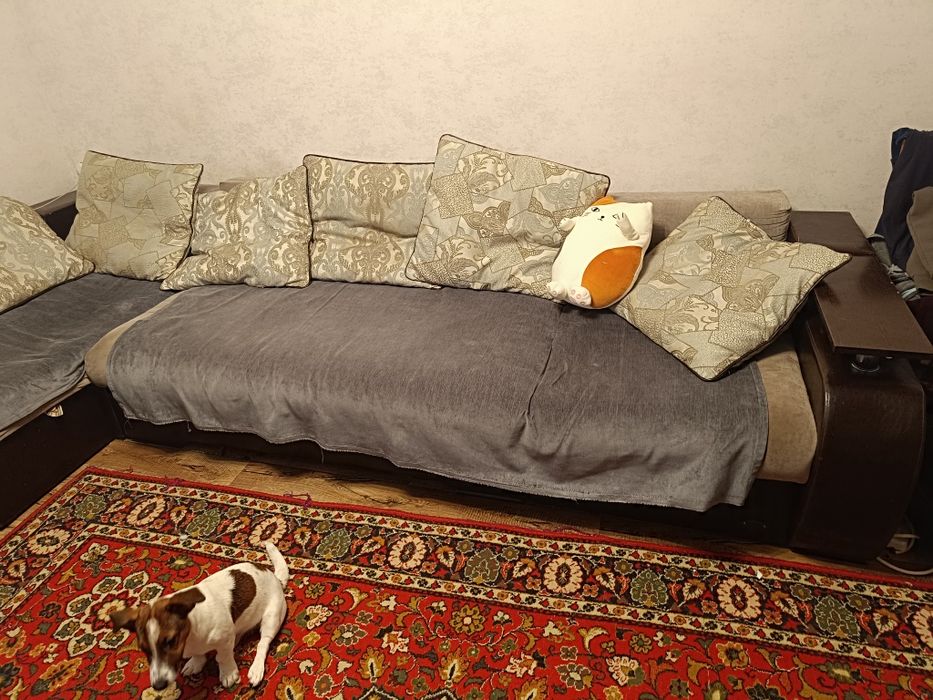 Продам угловой диван