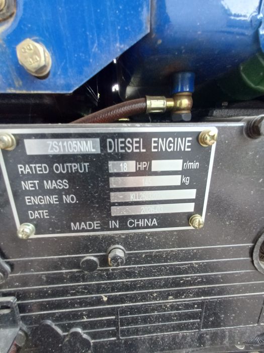 Traktor zubr 11 05