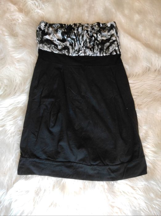 Дамска рокля М-Л размер