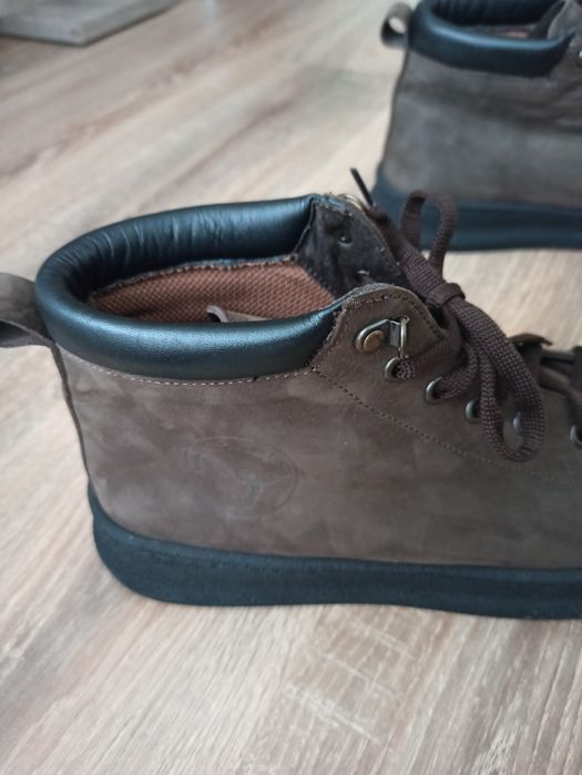 Мъжки боти набук