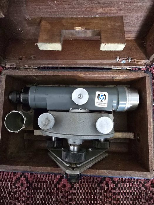 Оптичен невилир НиК 020