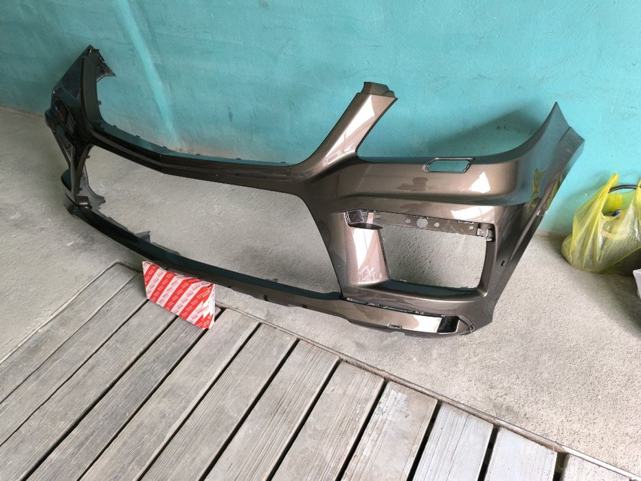Продам бампер GL 450