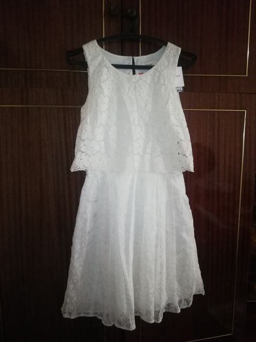 Платье молочного цвета