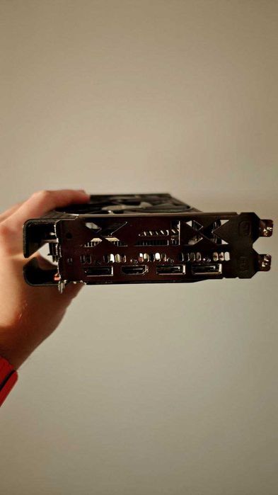 XFX Speedster SWFT 210 Radeon RX 6600 CORE Gaming