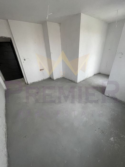 Продава се Тристаен апартамент в Бургас, Възраждане - 95 кв.м за 1266 €/кв.м - Снимка #6