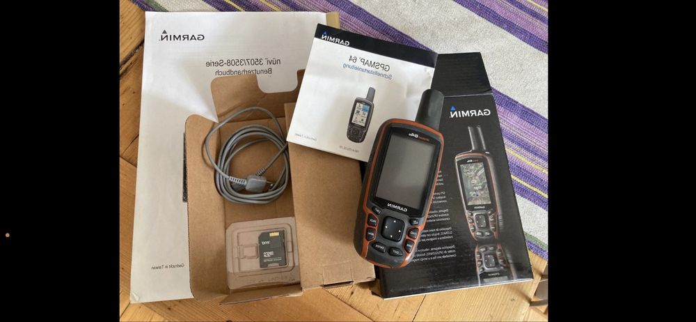 Туристическа навигация Garmin gpsmap 64s