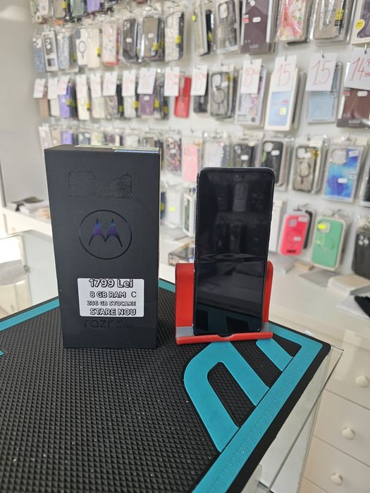 Moto Razr 40 Ultra, 8/256 GB, Nou, Garanție