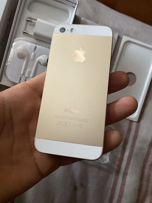 iPhone 5s 16 гб гарантия