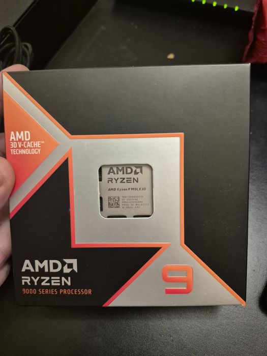 Procesor AMD  Ryzen 9 9950x3d Sigilat