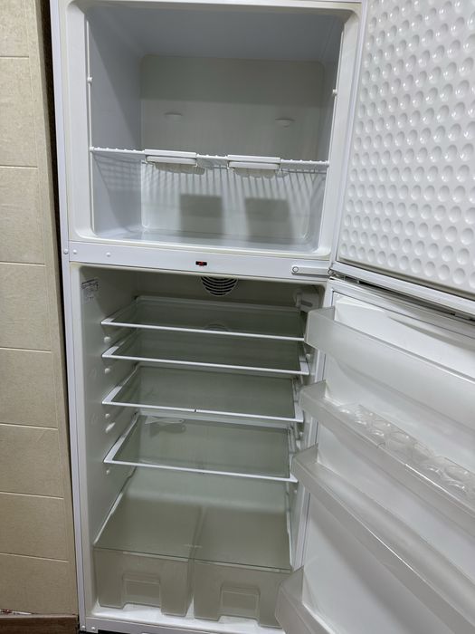 Продам холодильник 421 litr siemens