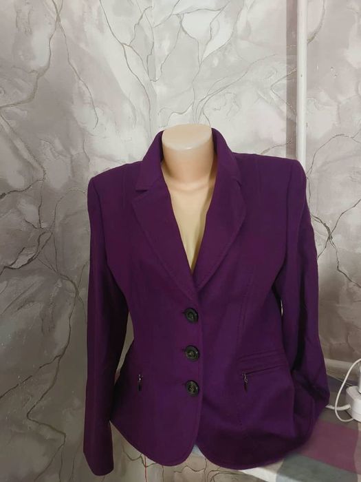 Кофты пиджаки брюки