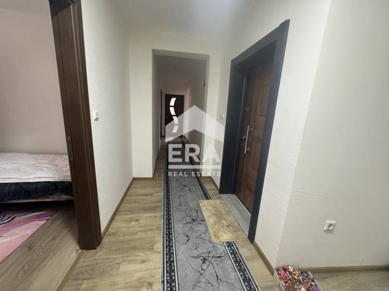 САМО в ЕРА имоти ХАСКОВО! Тристаен апартамент с бизнес помещение