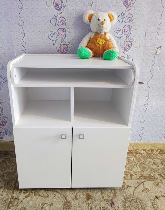 Продам пеленальный стол с комодом