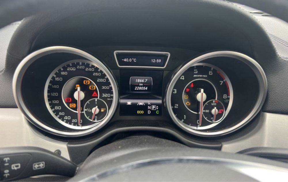 Mercedes Ml 63 AMG на части