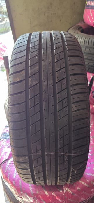 Гуми 245/45/18 нови