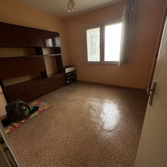 Тристаен Апартамент - 92 кв.м, кв. Изгрев