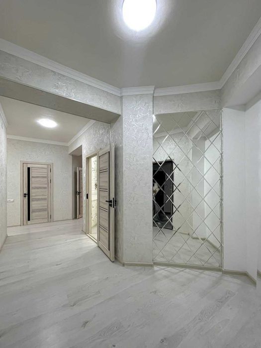 СРОЧНО 4 хонали 4/2/10 ЖК Nice Village 95м2 квартира сотилади