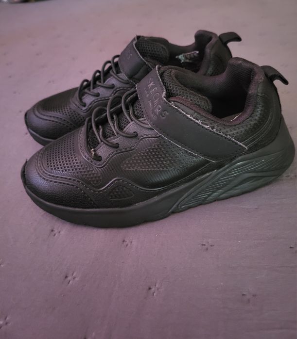 Adidasi Skechers nr 32