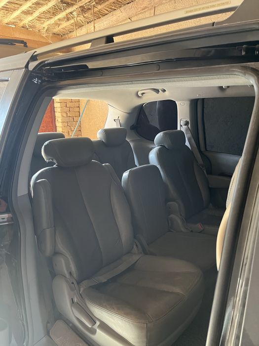 Kia Carnival 2006 — 6