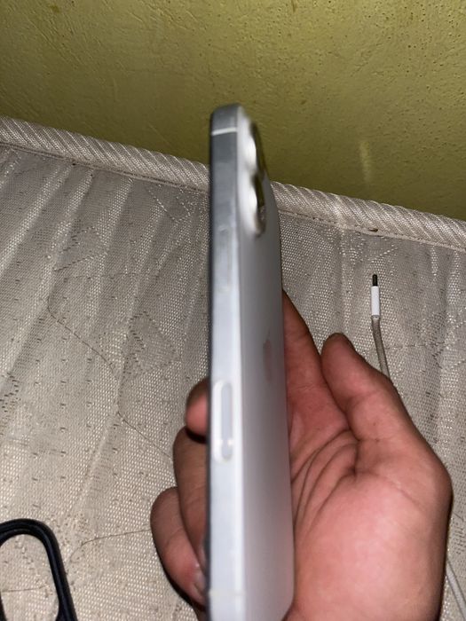 Vand iohone 16 fara zgarieturi perfect funcional