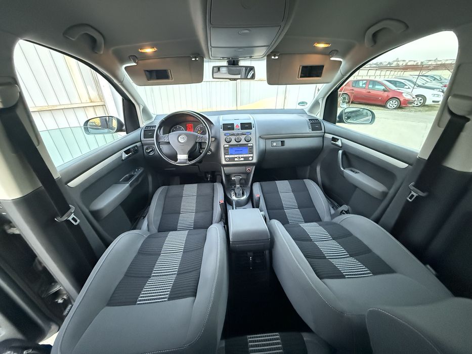 VW TOURAN 1.9 tdi* 105 cp* 2009* Automat* IMPECABIL!!!