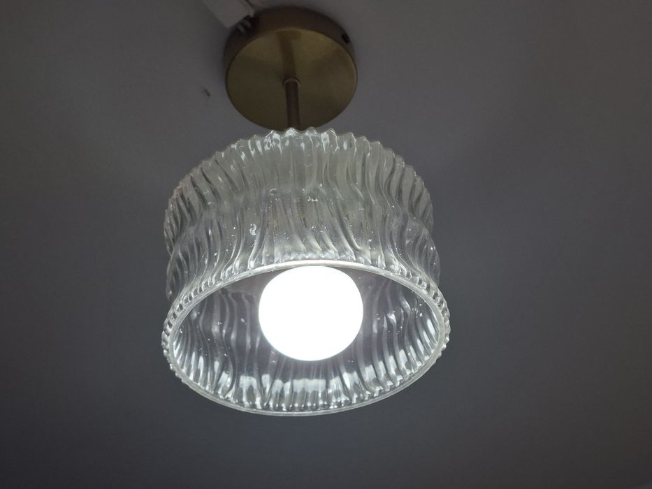 Люстра еки дана сатылады