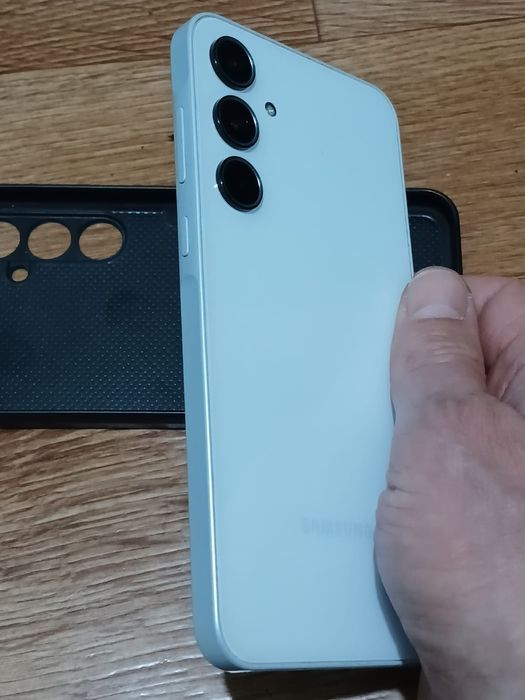 Самсунг А35 5G. Продаю недорого.