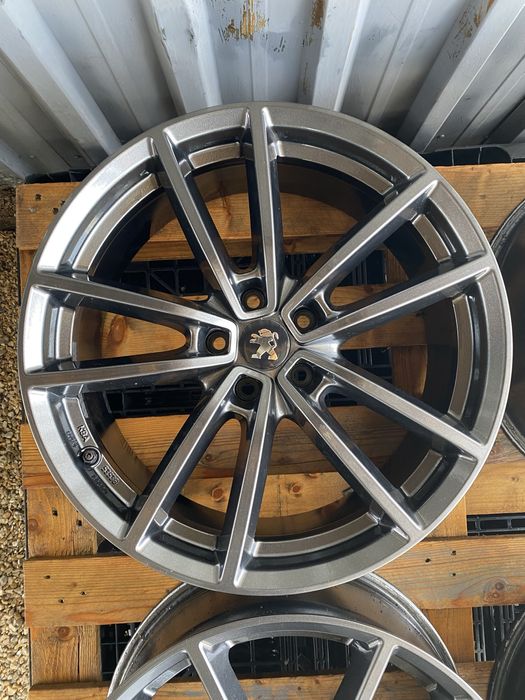 19 цола 5 х 108 мм Пежо , Peugeot 5008 , 508 , 4008 , 3008