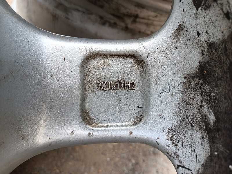 Продам оригинальные легкосплавные диски  R17  4*100 .