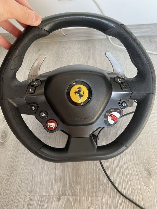 Volan Thrustmaster