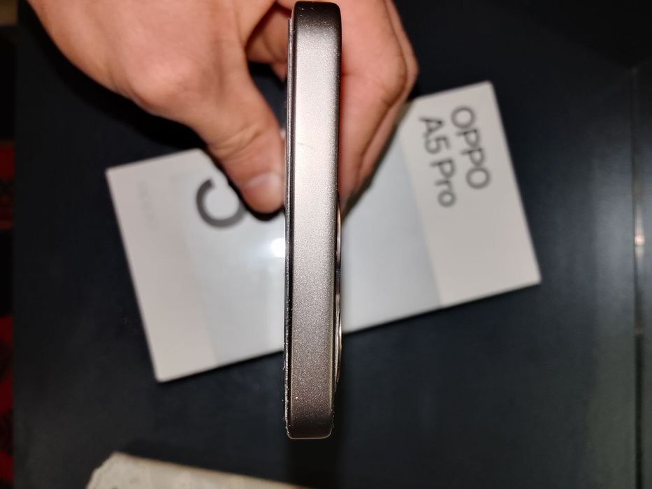 Oppo A 5 pro aparati
