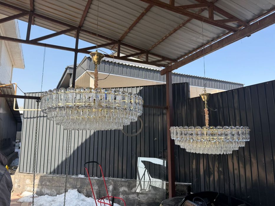 Люстра новая 80см диаметр