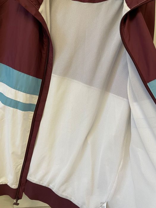 Ветровка new balance