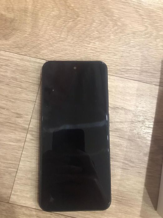 Продам SAMSUNG A 75 5G в идеале