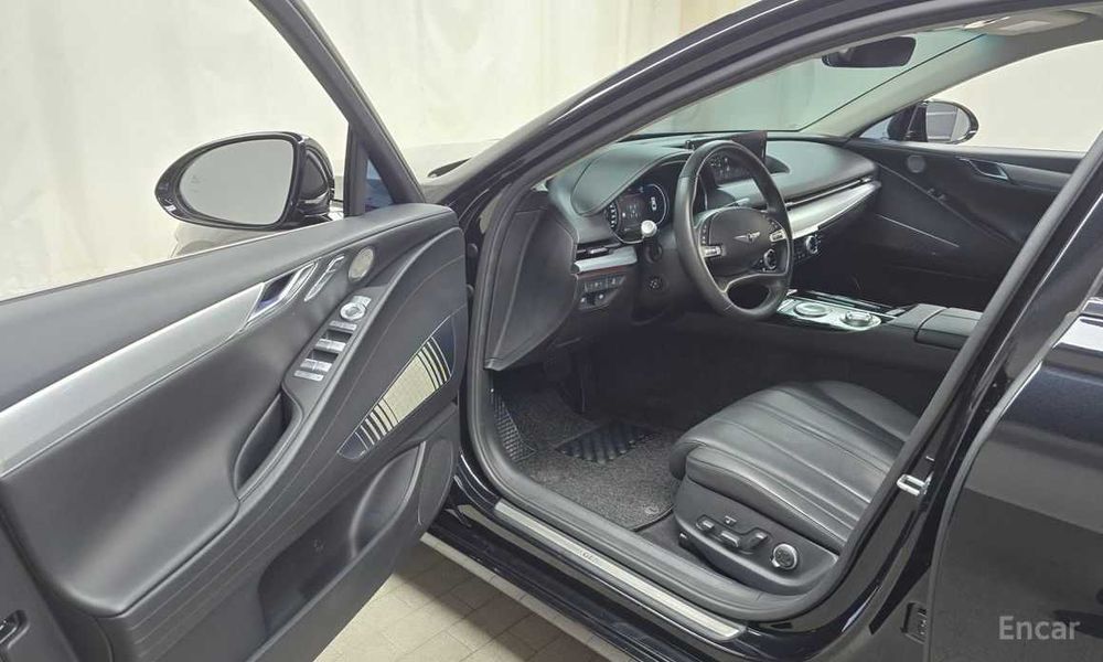 Genesis Electrified G80 e-AWD