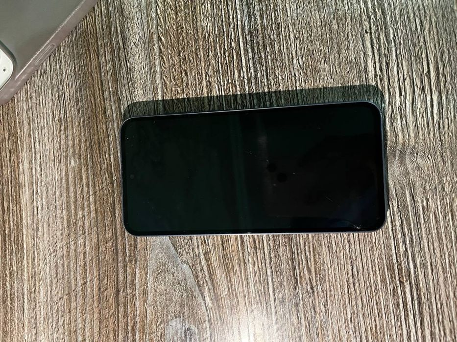 iPhone 13 и Самсунг А55 5G