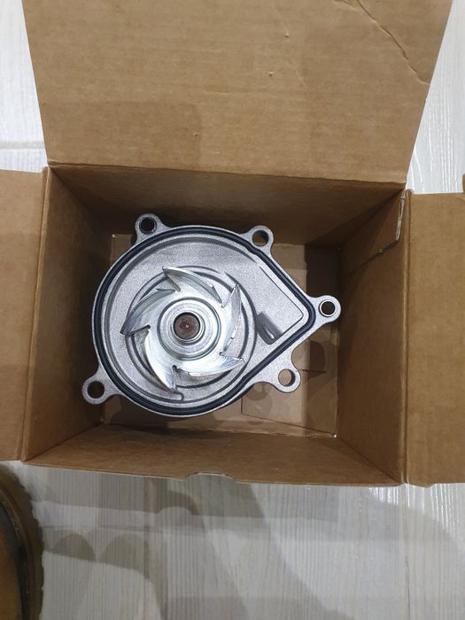 Тампони и водна помпа MINI R60 и R61