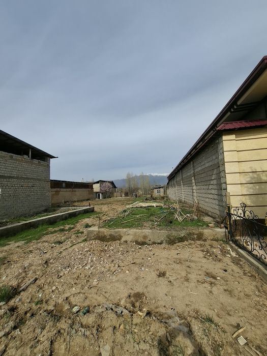 Продаётся...Земля с хорошей локацией в газалкенте 8 соток