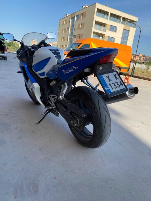 Продавам пистов мотор Honda Cbr 600 F4I Sport